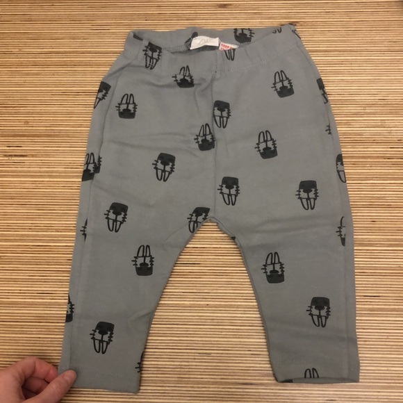 2 pack Zara baby pants - Picture 2 of 6
